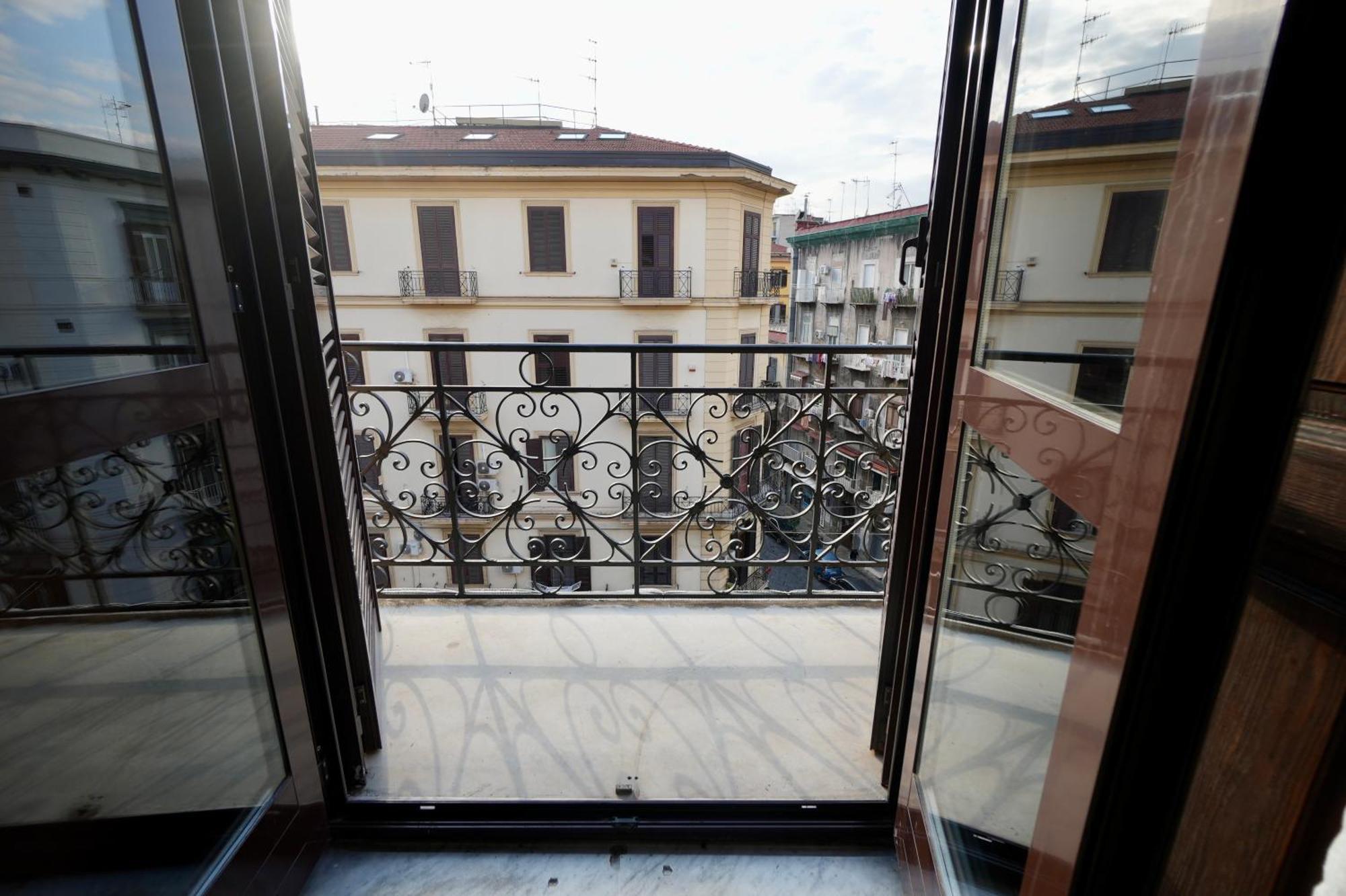 Residenza Vecchia Napoli 60公寓 外观 照片